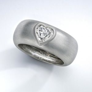 Wendy_brandes_heart_ring