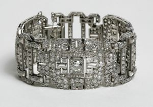 Maya_BRACE041 Maya Rudolph Neil Lane Bracelet Oscars 2012