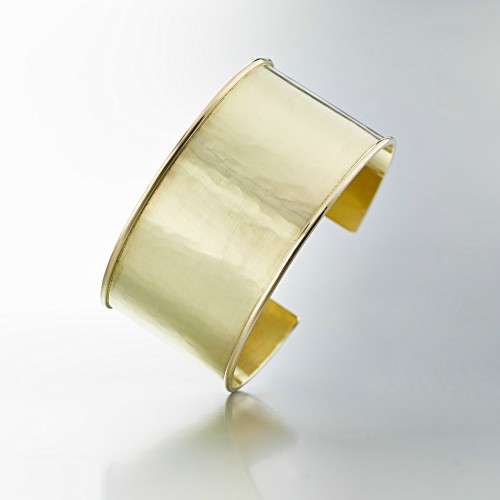 HammeredCuffedited Daria de Koning hammered cuff