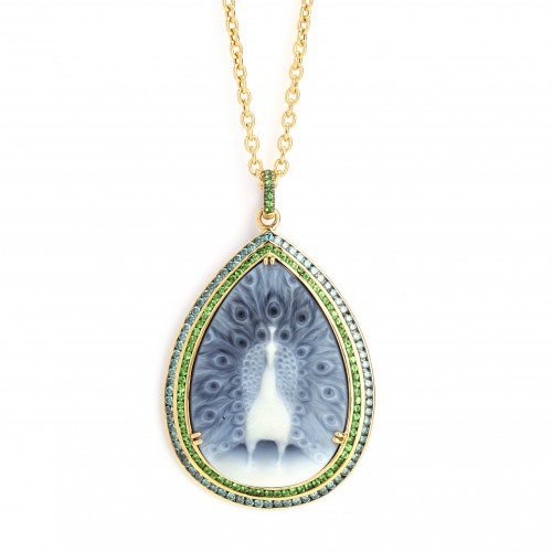 SYNA P50330TSABLDIA Syna Peacock Cameo Pendant