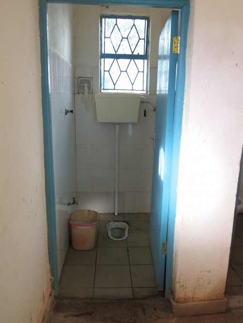 Anza_nov2014_borderxingbath_IMG_5774 Kenyan toilet